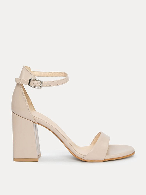 Босоножки (366-3290)